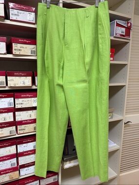 100% linen Ellen Tracy Lime Green trousers